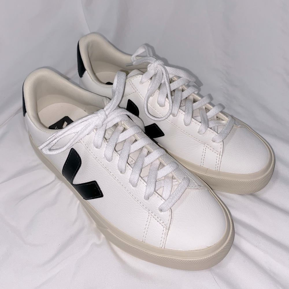 VEJA *NEW* Campo Leather Sneakers in Black -SOLD OUT EVERYWHERE! - Picture 8 of 12
